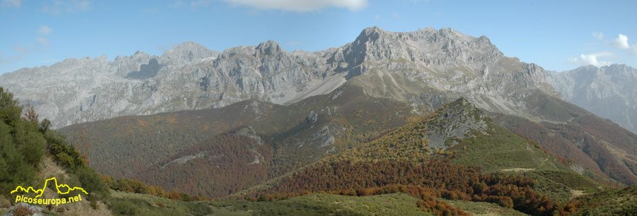 Vista del Macizo Occidental de Picos de Europa desde el Collado de Dobres