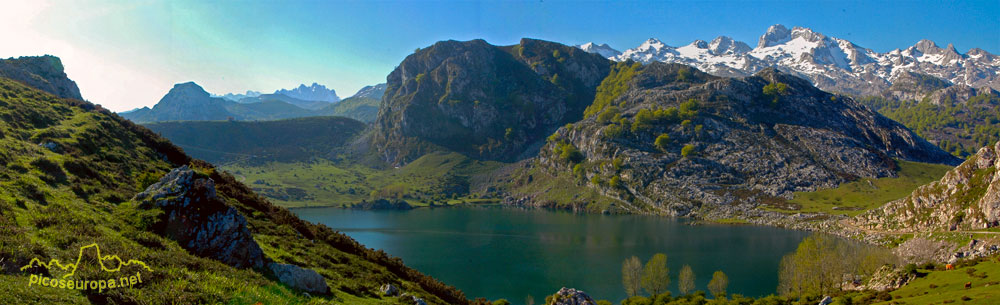 Foto: Lago de Enol, Lagos de Covadonga, Parque Nacional de Picos de Europa, Asturias