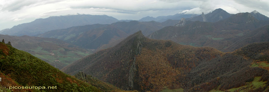 Valles de la Vega de Liebana desde la subida al Puerto de San Glorio, Cantabria