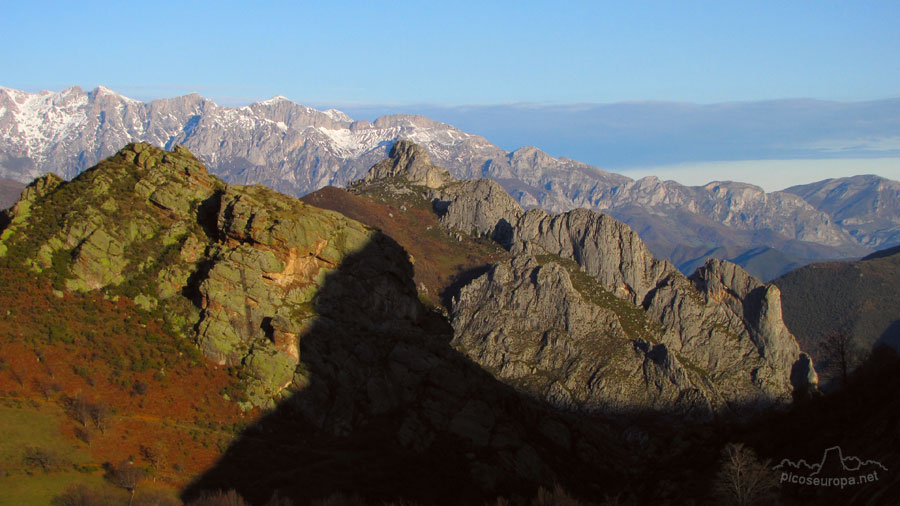 Foto: Picos de Europa al fondo, Cucayo, La Liebana, Cantabria