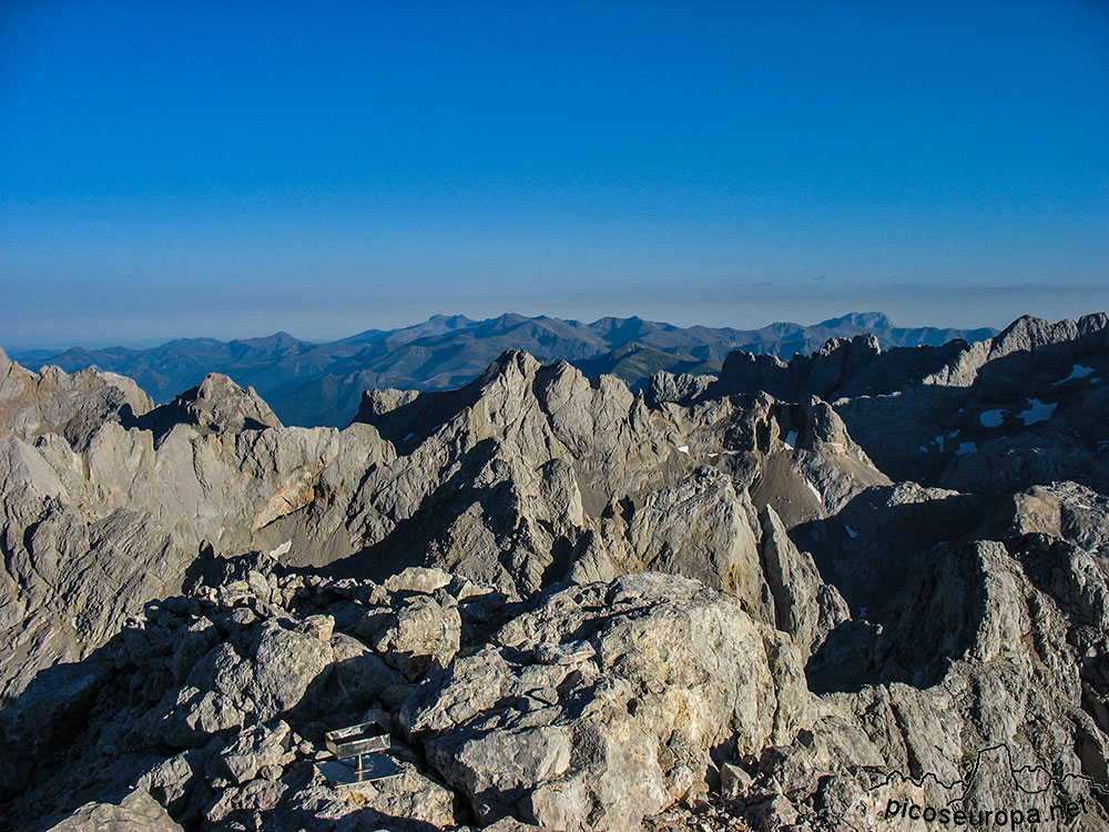 Foto: Paisajes desde el Torre Cerredo, Parque Nacional de Picos de Europa