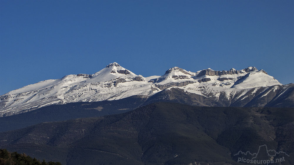 Pico Collarada Pirineos de Huesca, Aragón