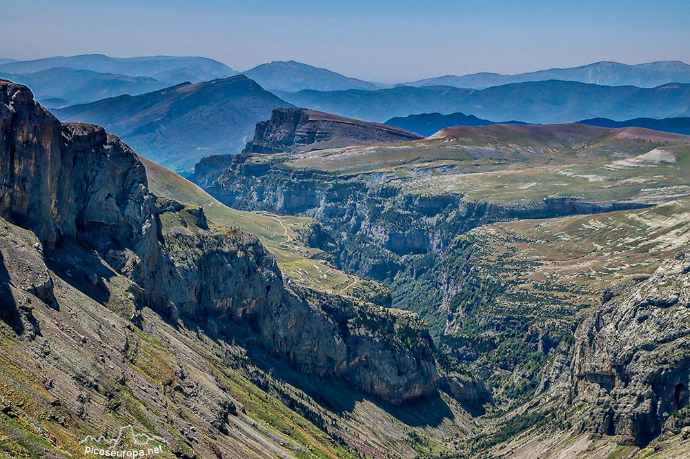 Foto: Cañon de Añisclo, Pirineos de Huesca, Aragon, Parque Nacional de Ordesa y Monte Perdido