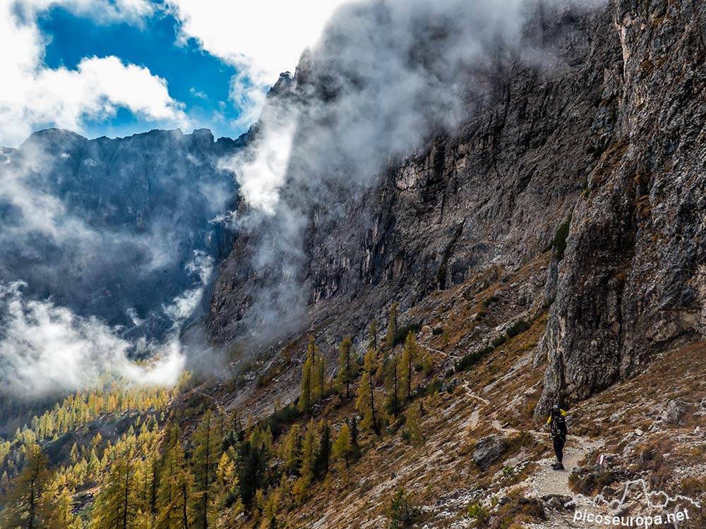 Ferrata Brigata Tridentina, Dolomitas, Alpes, Italia