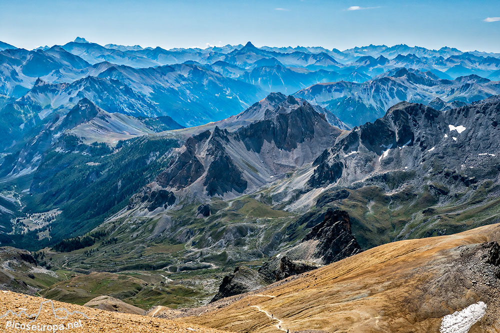 Foto: El Vallee Etroite desde el Monte Thabor, Alpes entre Francia e Italia