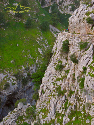 La ruta del réo Cares, un sendero entre Asturias y León, Picos de Europa