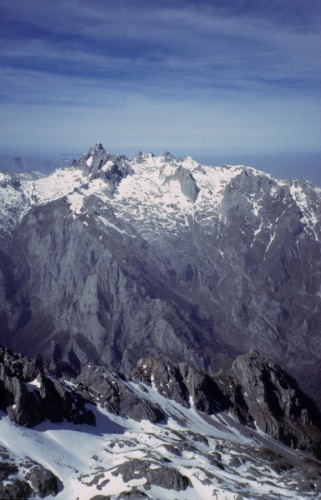 Peña Santa, Macizo occidental de Picos de Europa