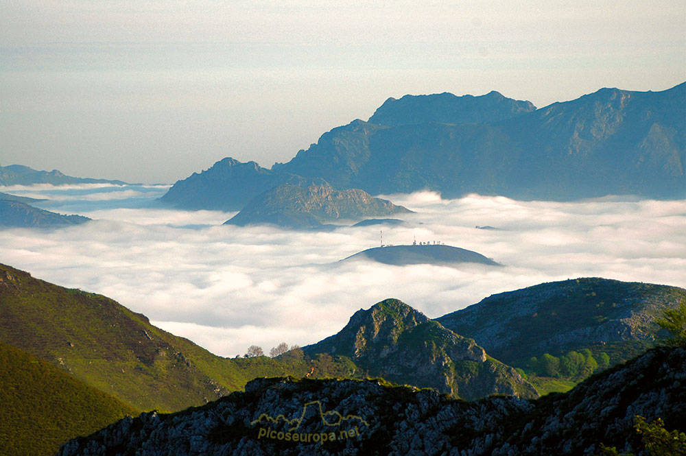 Carretera de los Lagos de Covadonga, Parque Nacional de Picos de Europa, Asturias