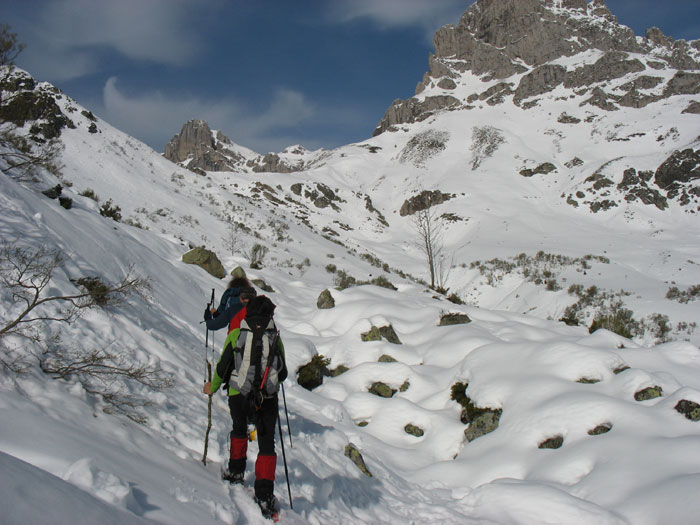 Que placer pisar nieve inmaculada, Valdeón