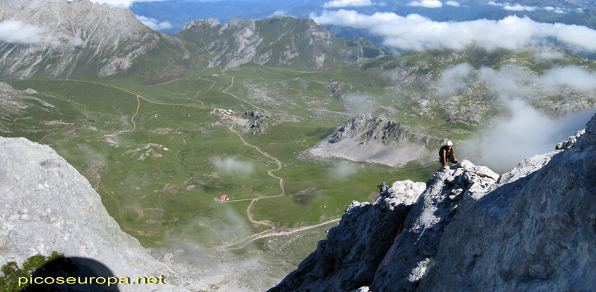 Escalada en el Espolon de los Franceses, Peña Vieja, Picos de Europa