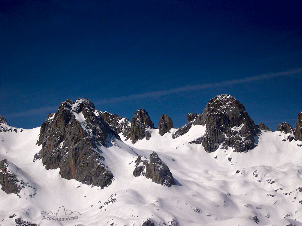 Collada Bonita desde el Escamellao, Parque Nacional de Picos de Europa