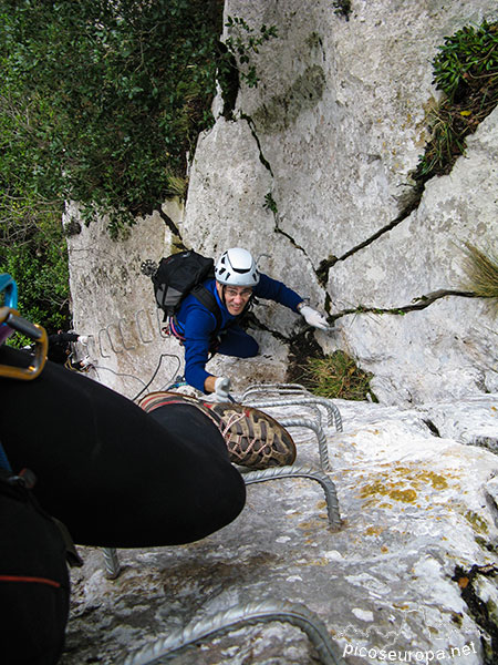 Ferrata de la Hermida. Picos de Europa, Cantabria, España