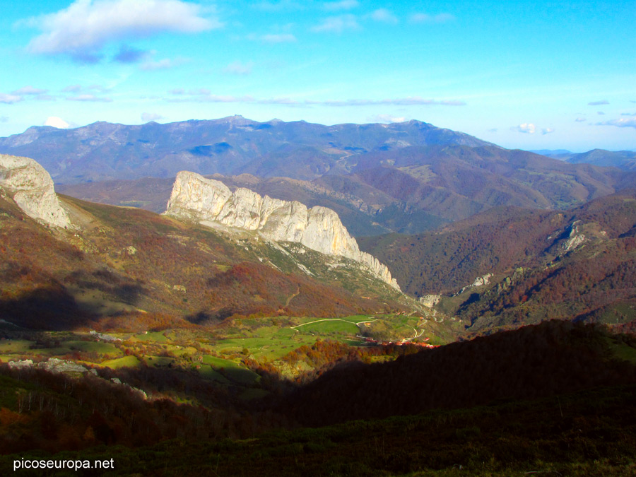 Foto: El Pueblo de Caloca, La Liebana, Cantabria