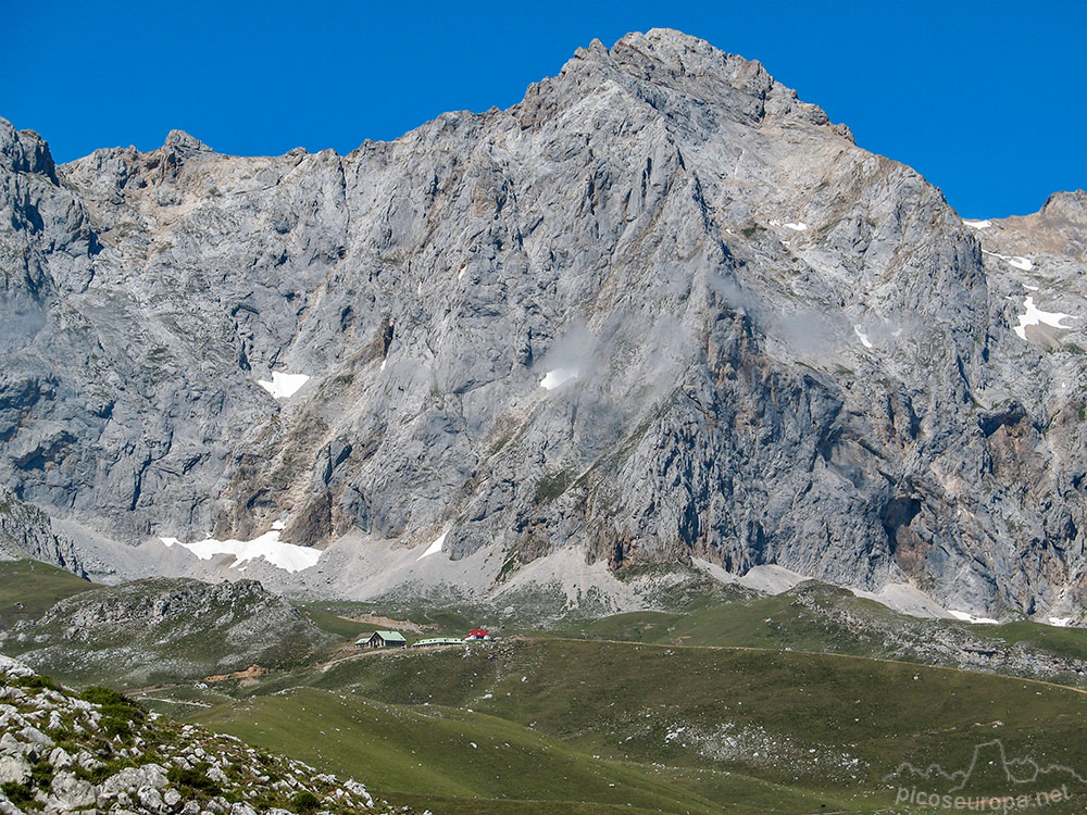 Peña Vieja desde las proximidades del Collado de Camara, Aliva, Picos de Europa, Cantabria