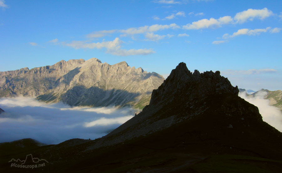 Foto: Desde la Horcadina de Covarrobres, La Liebana, Cantabria, Picos de Europa.