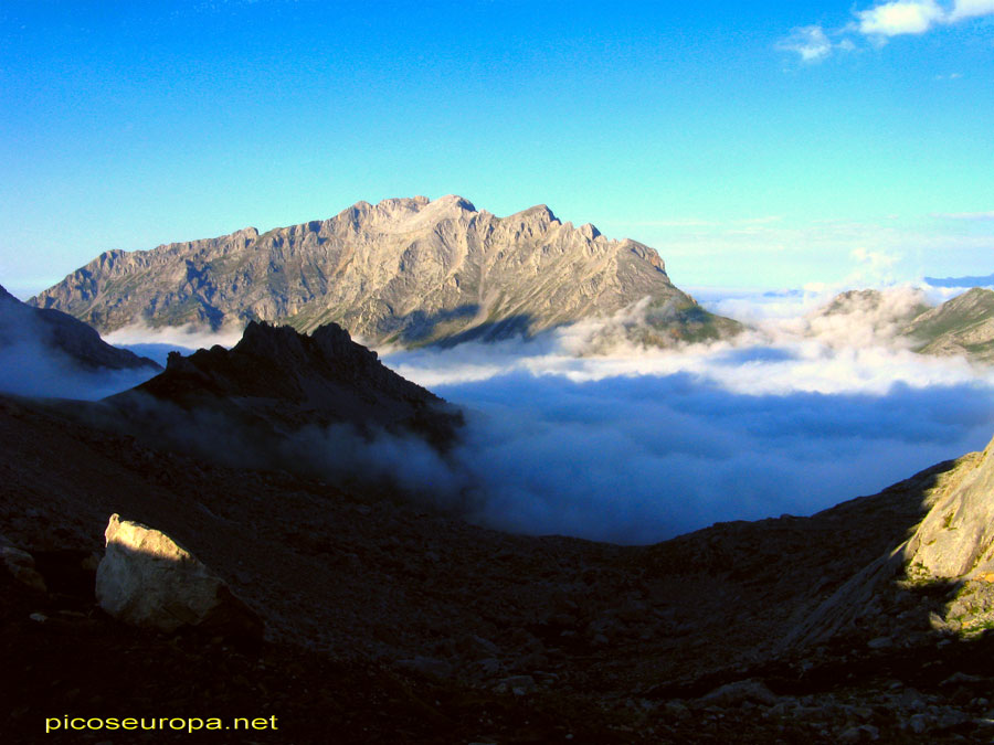 Foto: Macizo Oriental de Picos de Europa desde la Horcadina de Covarrobres, La Liebana, Cantabria