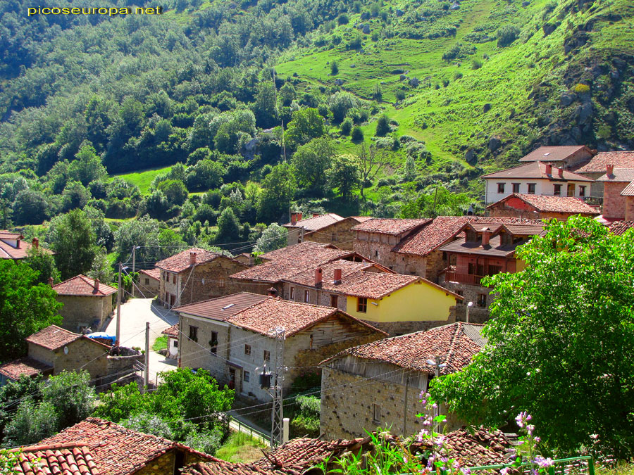 Foto: El Pueblo de Cucayo, La Liebana, Cantabria