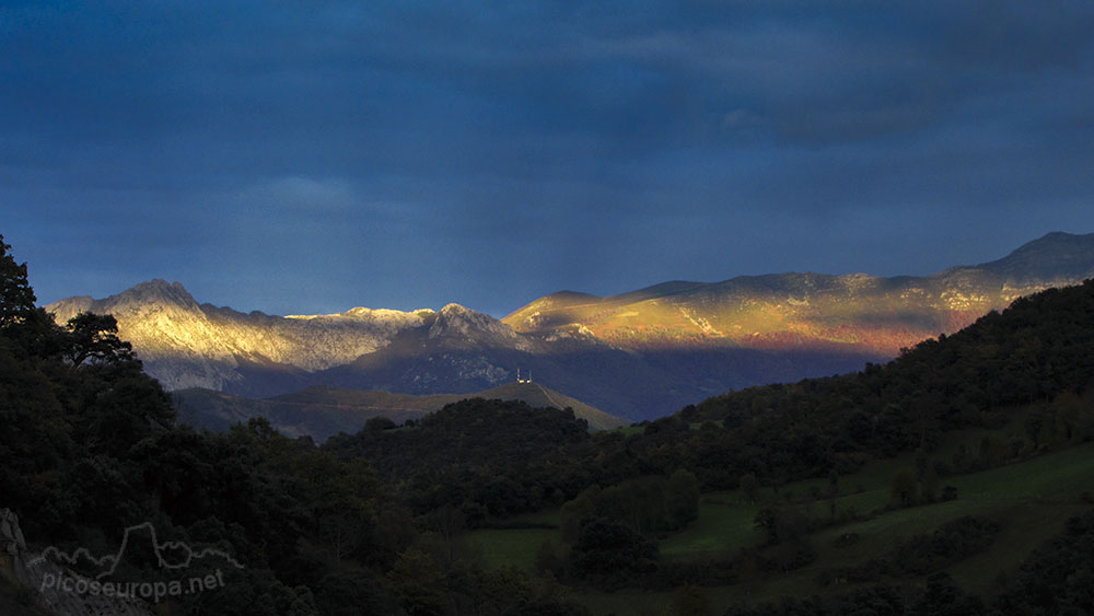 Atardecer desde Mogrovejo, La Liebana, Cantabria, Picos de Europa