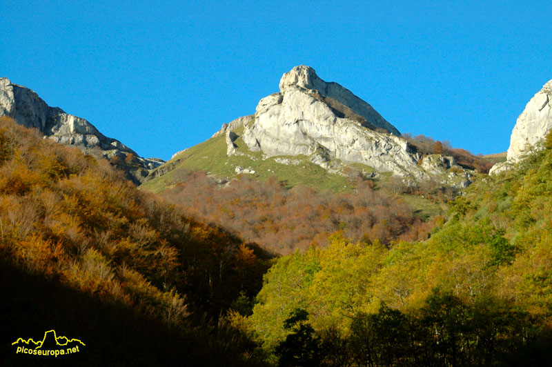 Cumbres de los Puertos de Salvoron, Cantabria, Picos de Europa