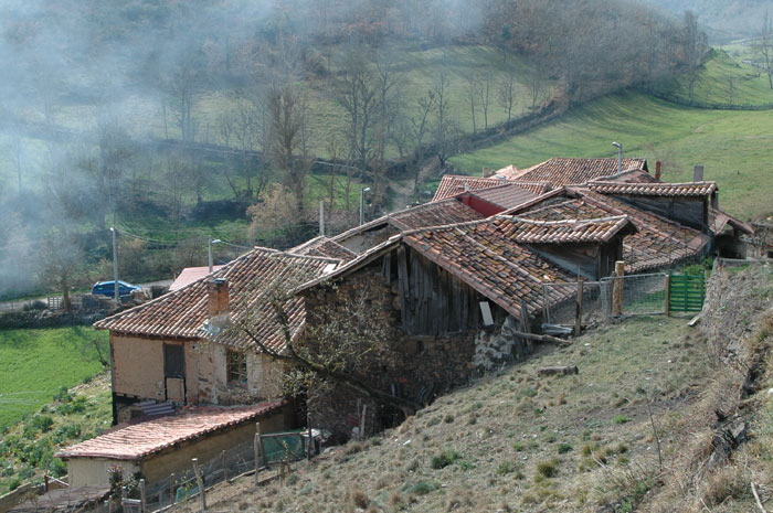 Foto: Pueblo de Maredes, Picos de Europa, La Liebana, Cantabria