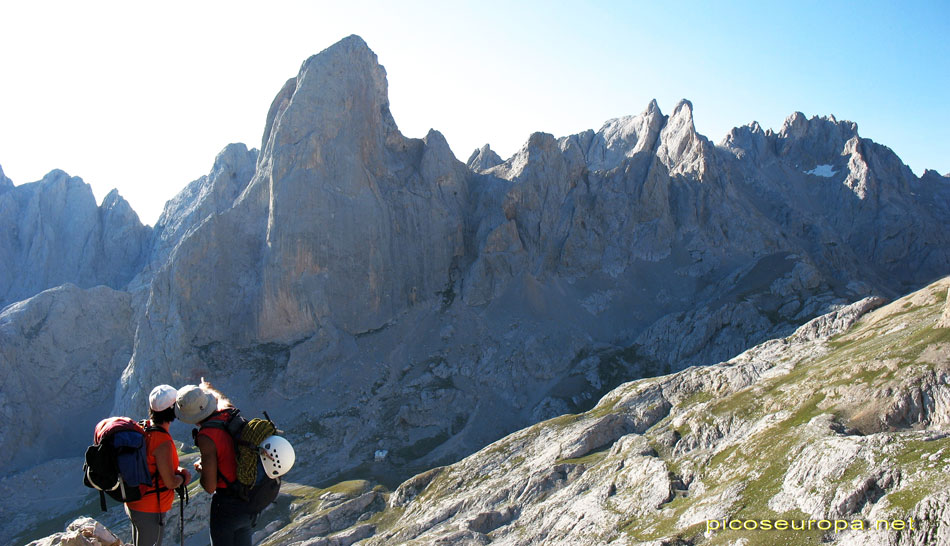 Picos de Europa, El collado que da paso a la Vega de Urriellu