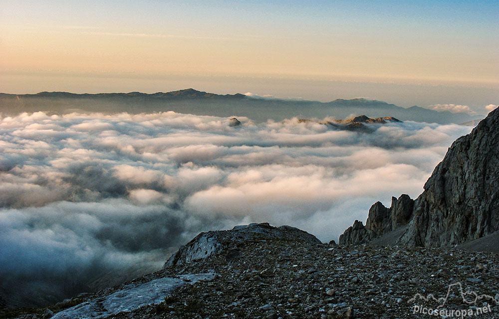 Foto: Subiendo a la Vega de Urriellu, Picos de Europa, Asturias