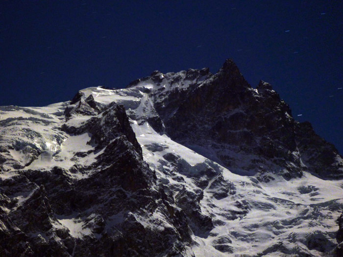 La Meije y sus glaciares a la luz de la luna, Alpes. Por Mu de foropicos.net