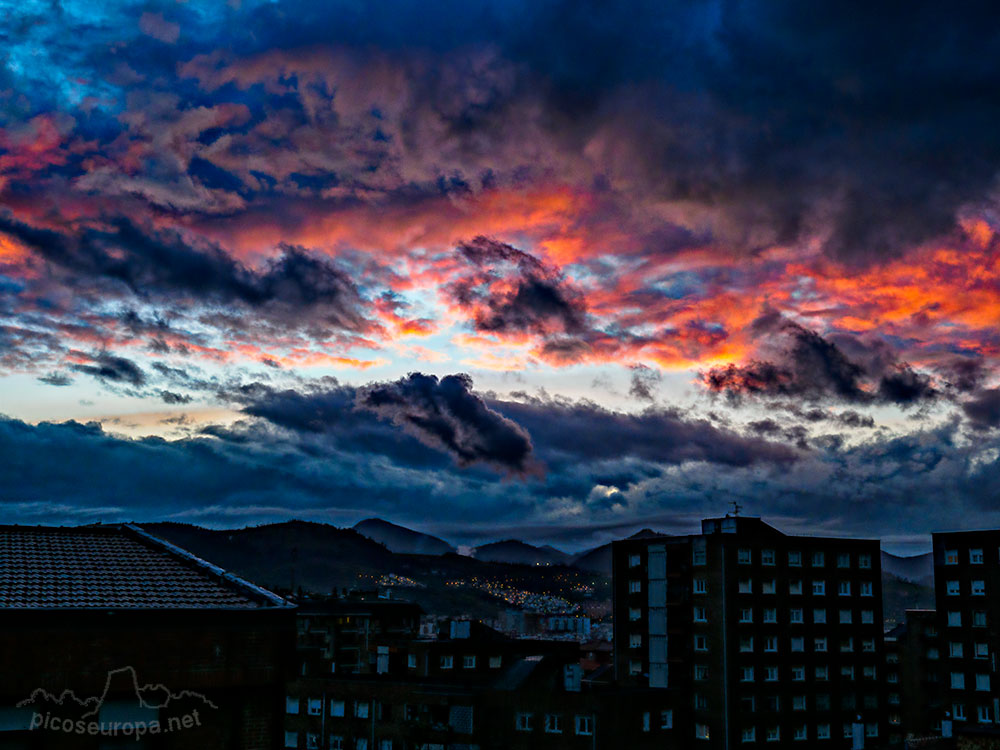 Foto: Puestas de sol desde Bilbao, Pais Vasco