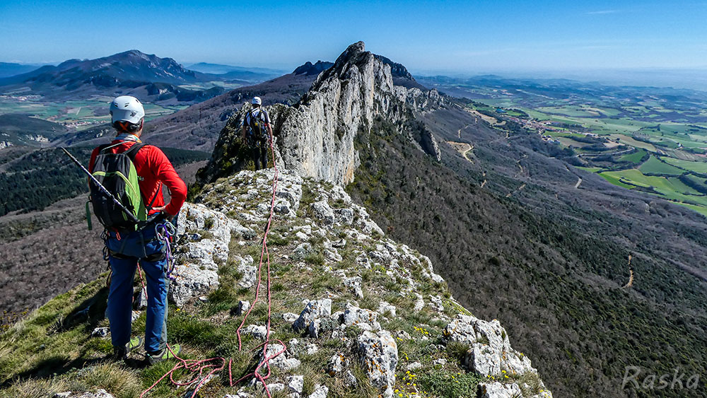 Arista de Peña Alta, Sierra de Toloño