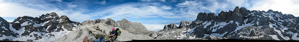 Tiro Llago desde las proximidades de Cabaña Verónica, Picos de Europa