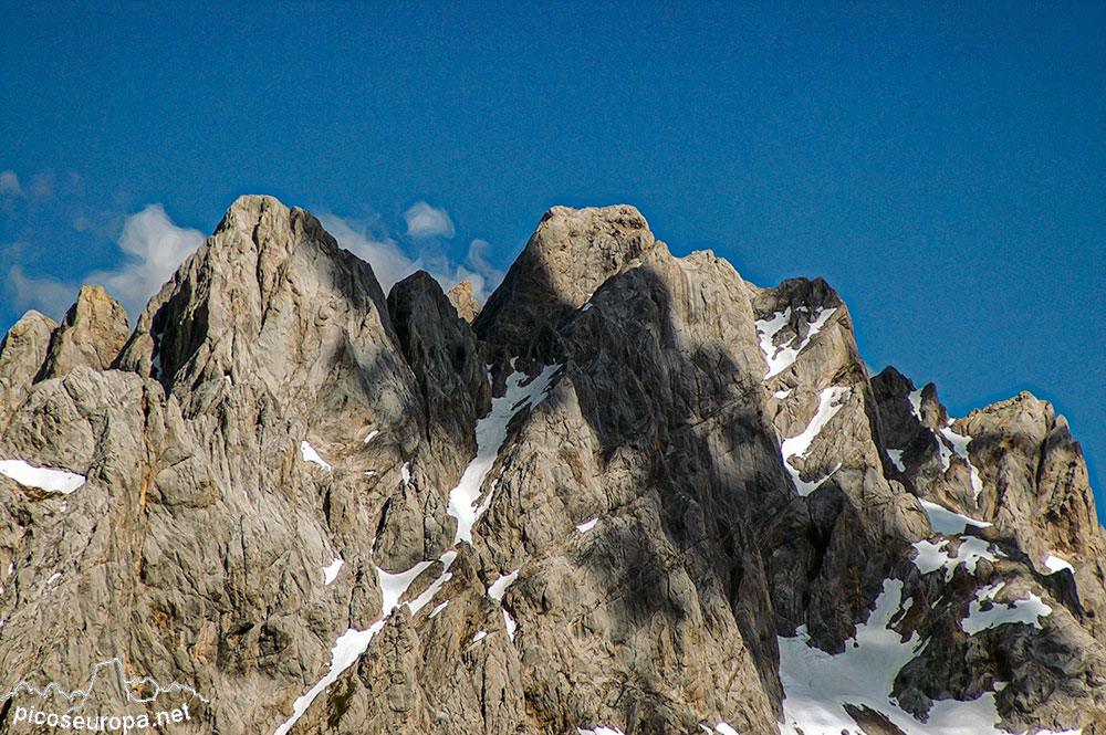 Torre Cerredo y el Macizo Central desde el Jultayu