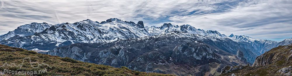 Picos de Europa desde la Sierra de La Portudera