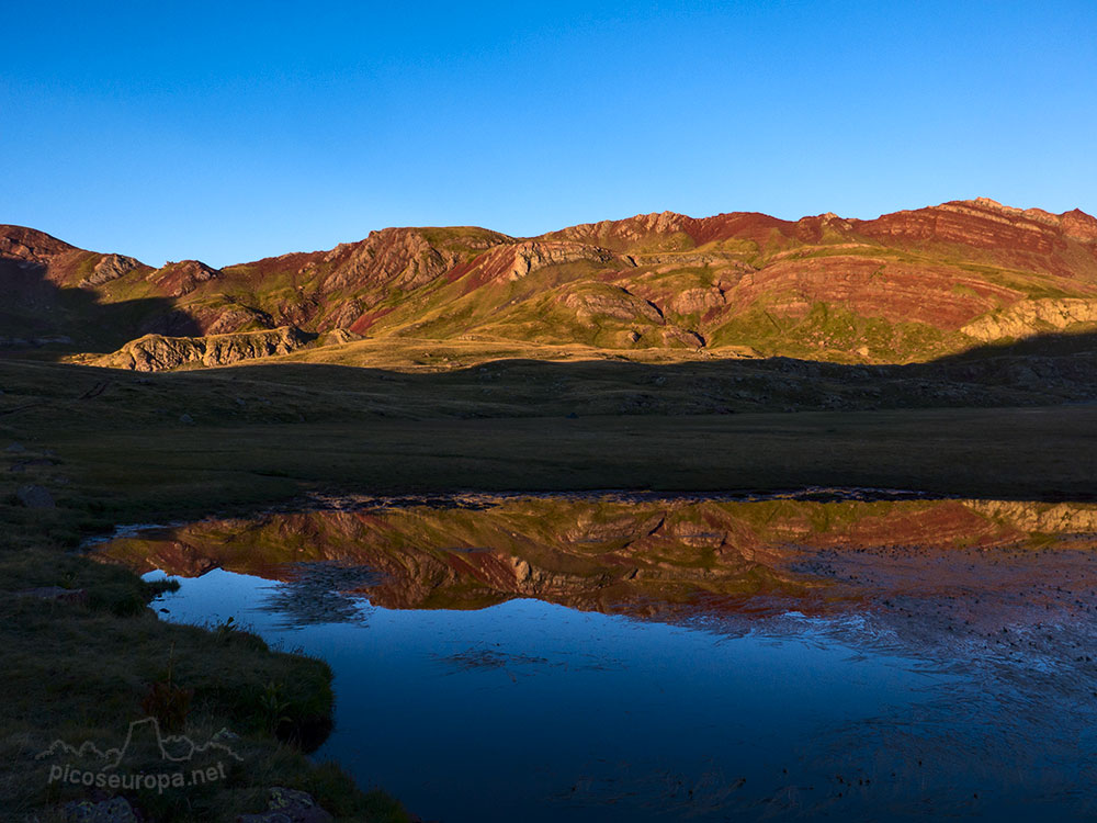 Lagos del Anayet, Pirineos de Huesca, Aragón, España