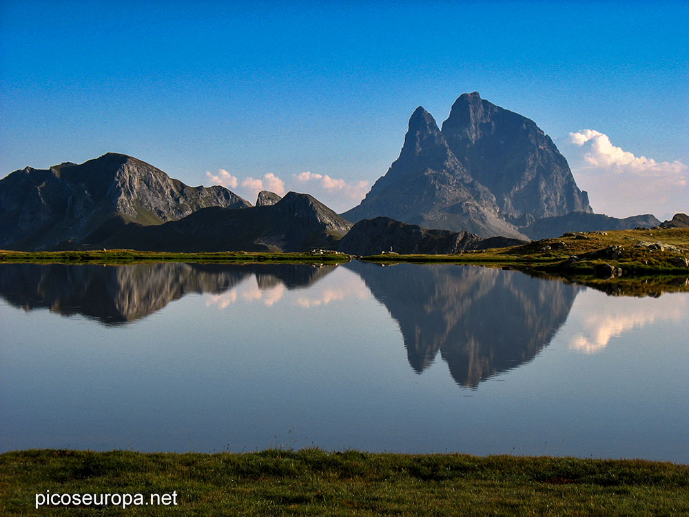 Lagos del Anayet, Pirineos de Huesca, Aragón, España