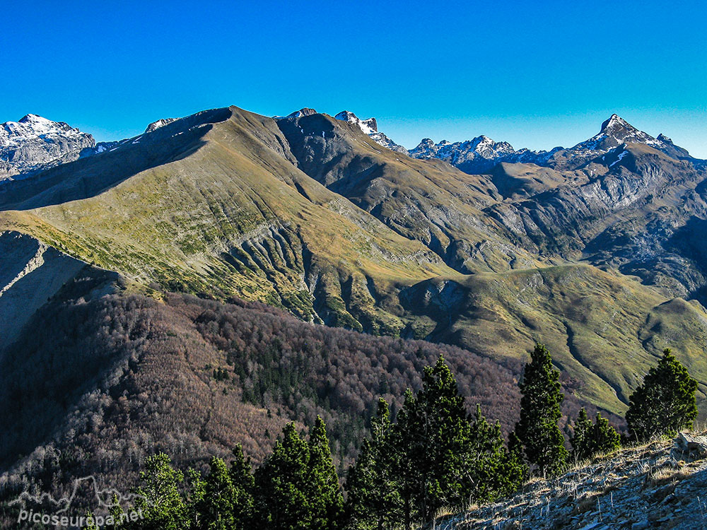 Txamantxoia, Parque Natural de los Valles Occidentales, Pirineos de Huesca, Aragón