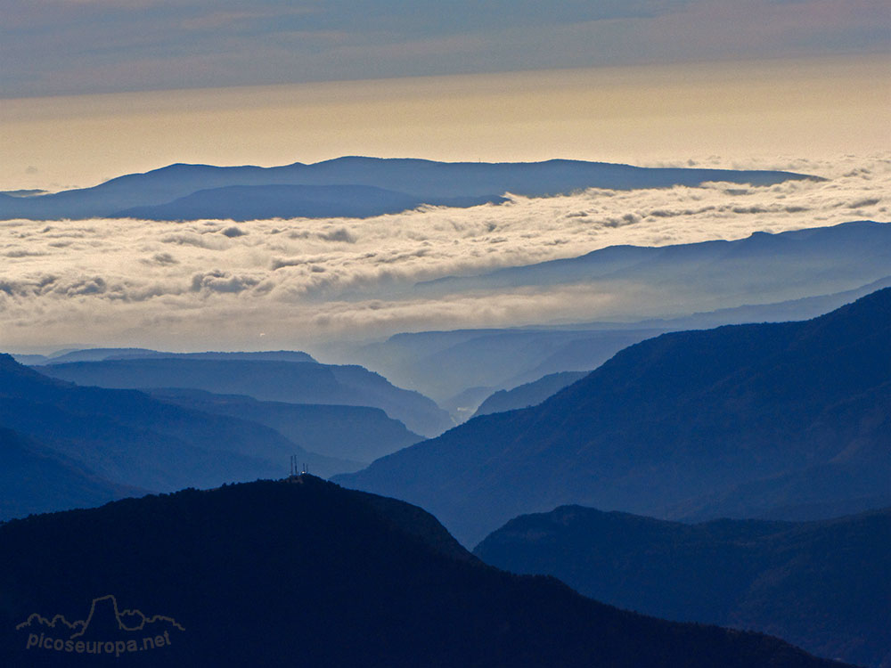 Valles Pirenaicos desde la Sierra de Chia, Pirineos de Aragón