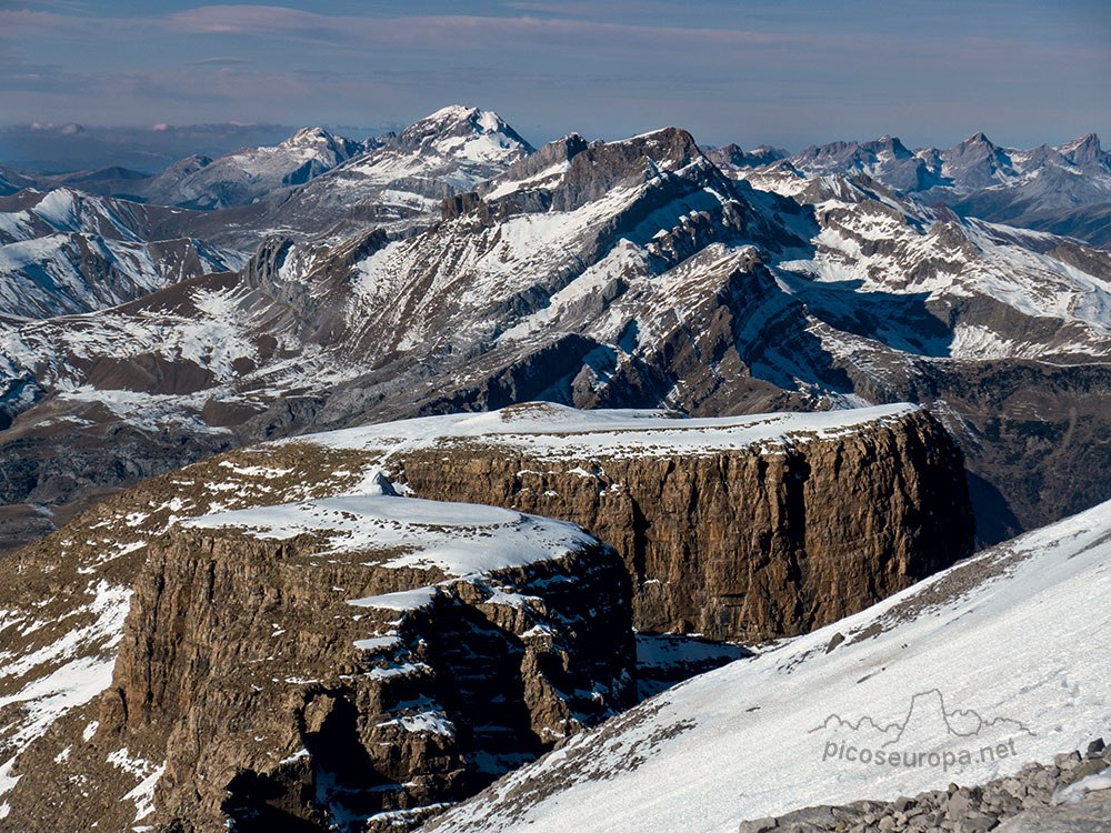 Fotos desde Peña Collarada Pirineos de Huesca, Aragón