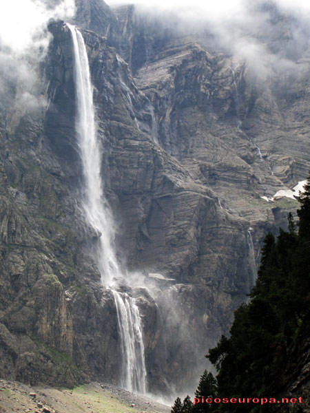 Cascadas de Gavarnie, Pirineos, Francia