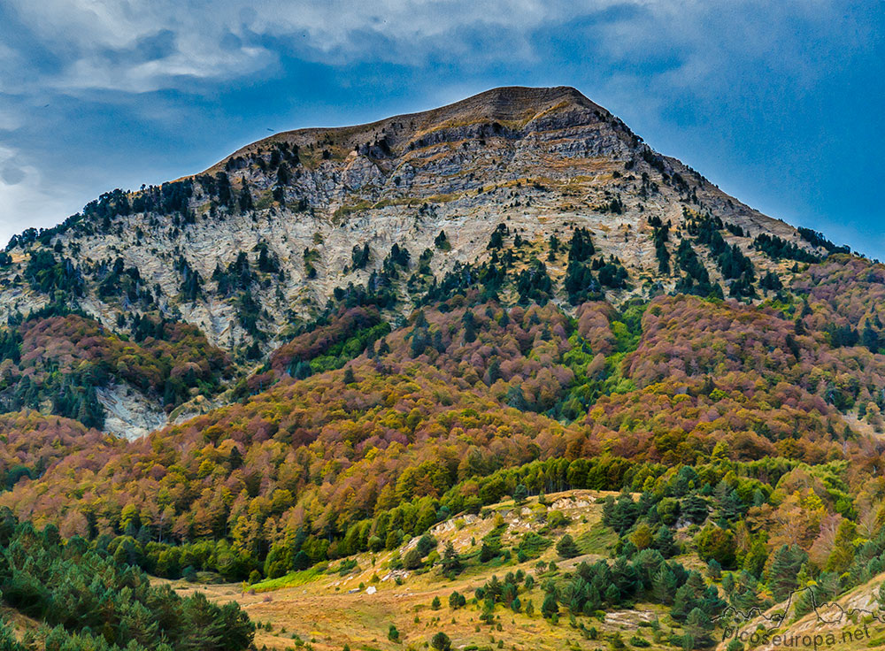 Refugio de Linza, Pirineos de Huesca, Aragón, España.