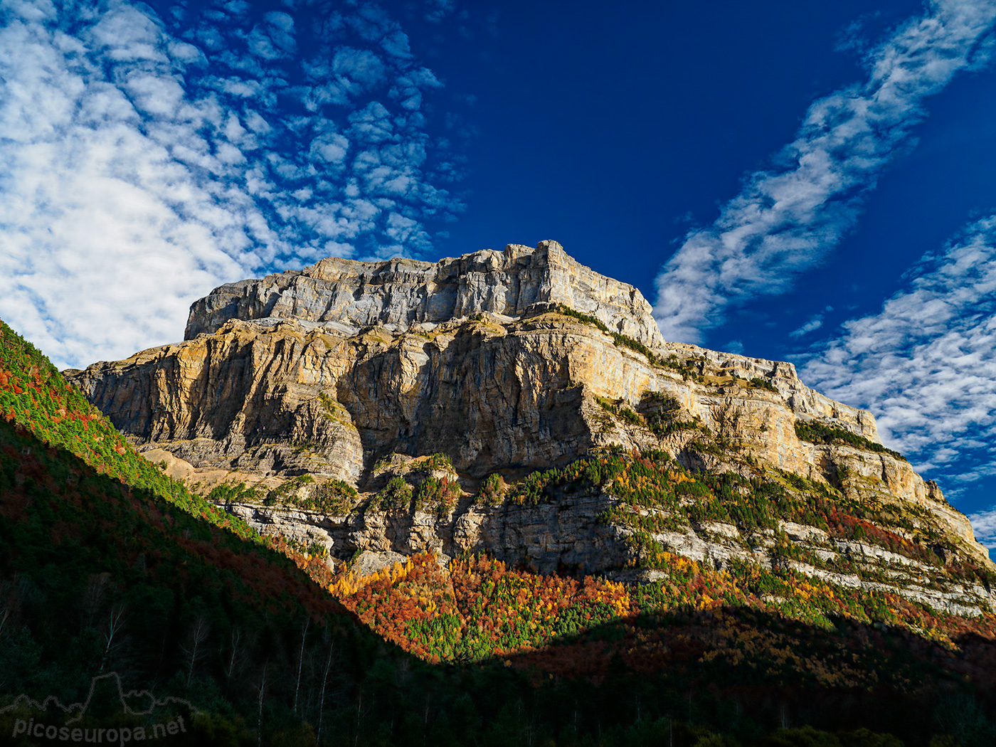 Foto: Pared de la Fraucata, Valle de Ordesa, Pirineos de Huesca, Aragon, Parque Nacional de Ordesa y Monte Perdido