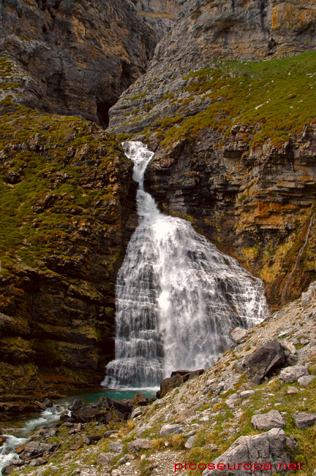 Foto: Cascada de la Cola de Caballo, Parque Nacional de Ordesa y Monte Perdido, Pirineos de Huesca, Aragón