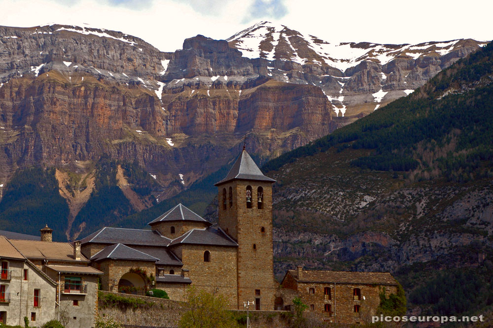 Foto: Torla, Pirineos de Huesca, Aragon, Parque Nacional de Ordesa y Monte Perdido