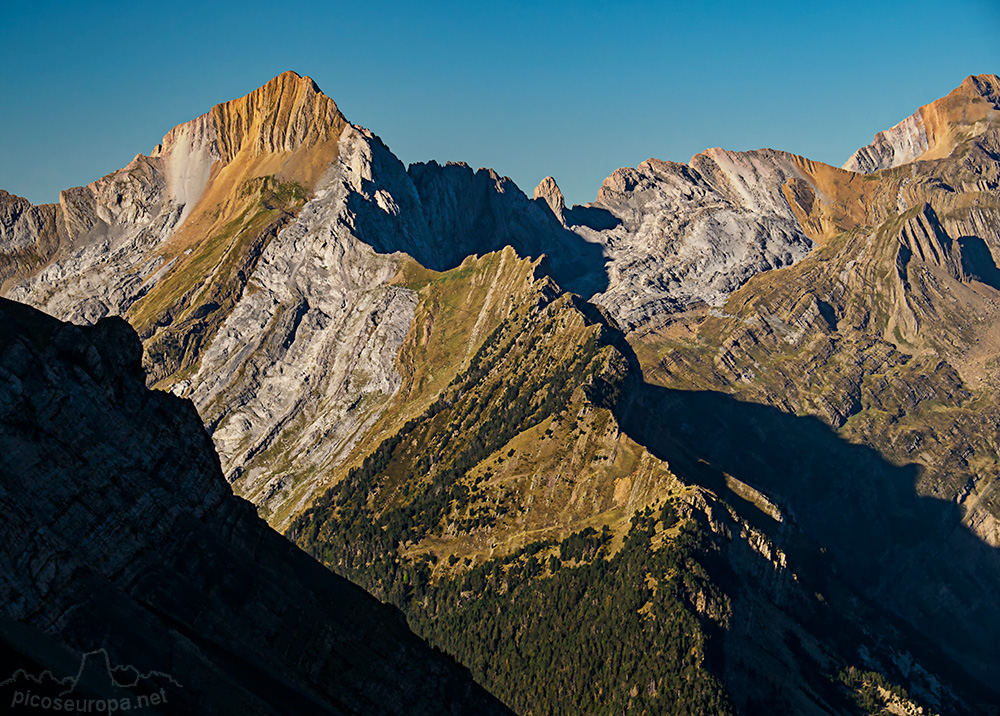 Foto: Pico Otal o Peña Arañonera desde el Puerto de Bujaruelo, Pirineos de Huesca