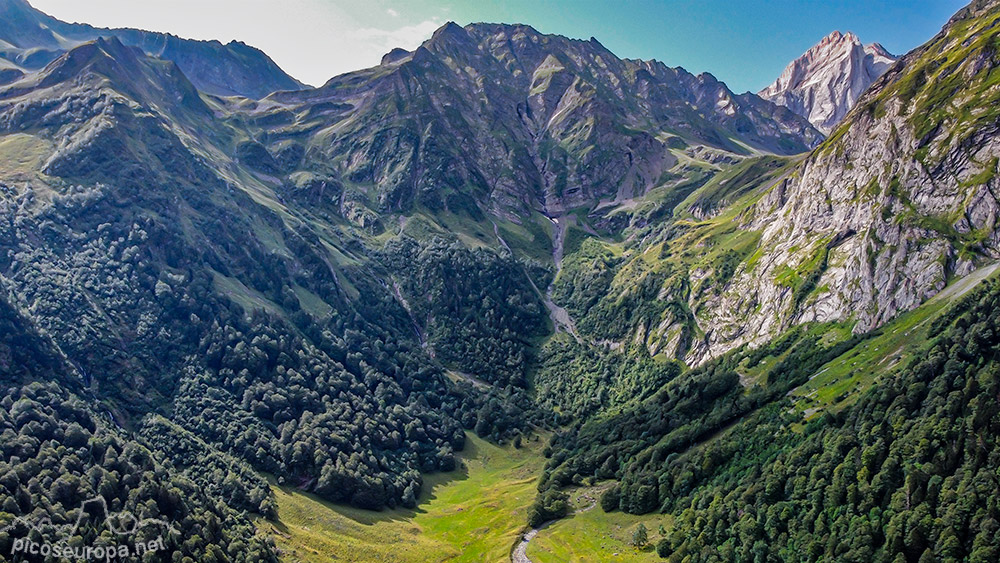 Artiga de Lin, Vall d'Aran, Pirineos, Catalunya