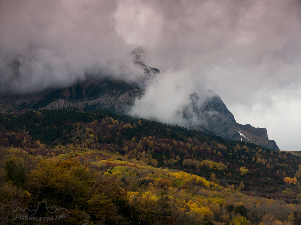Foto: Embalse de Bubal, Valle de Tena, Pirineos de Huesca