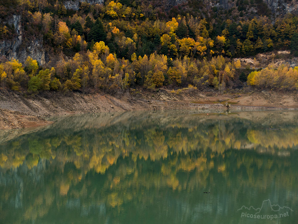 Foto: Embalse de Bubal, Valle de Tena, Pirineos de Huesca