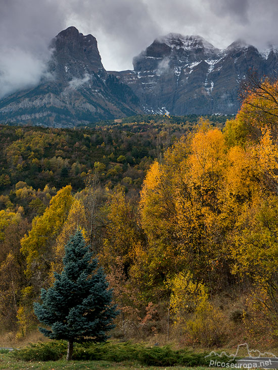 Foto: Embalse de Lanuza, Valle de Tena, Pirineos de Huesca