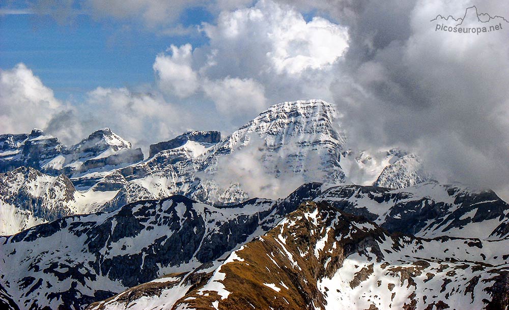 Foto: Brecha de Rolando y Taillon, Pirineos, Francia