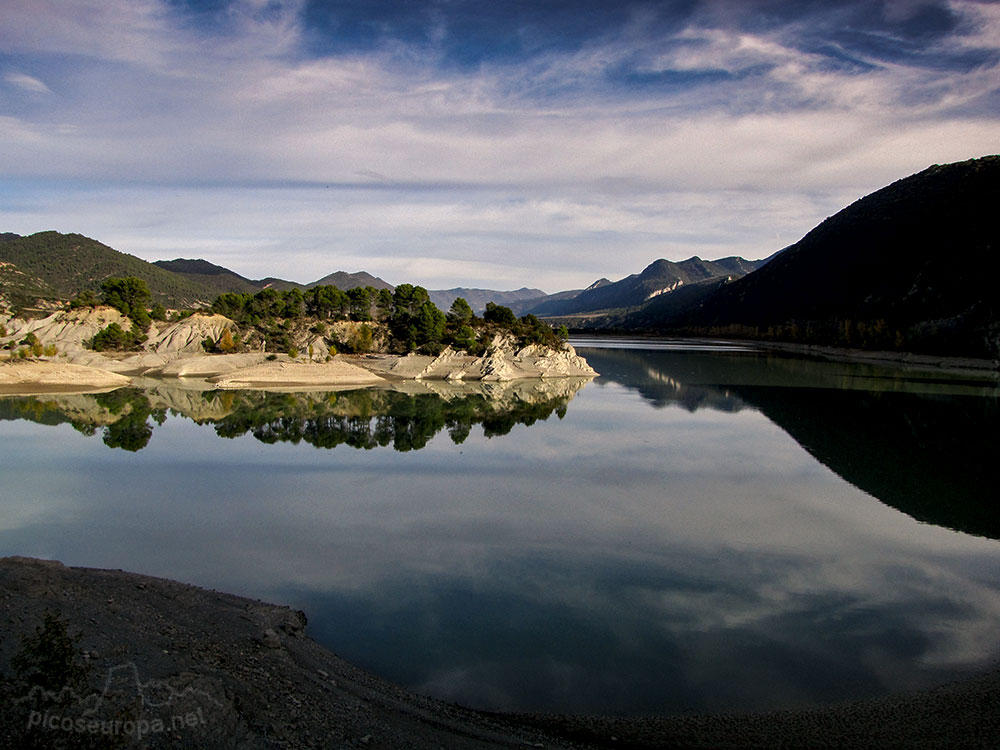 Foto Embalse de la Peña, Pre Pirineos de Huesca, Aragón