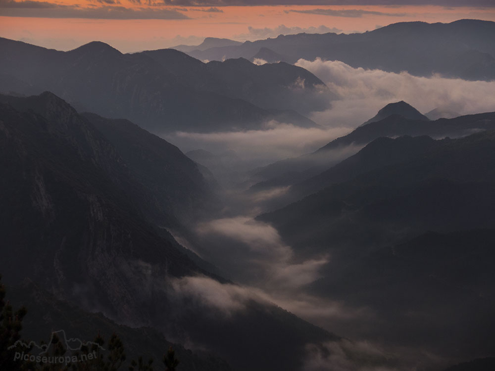 Foto: Pedraforca, PrePirineos, Barcelona, Catalunya